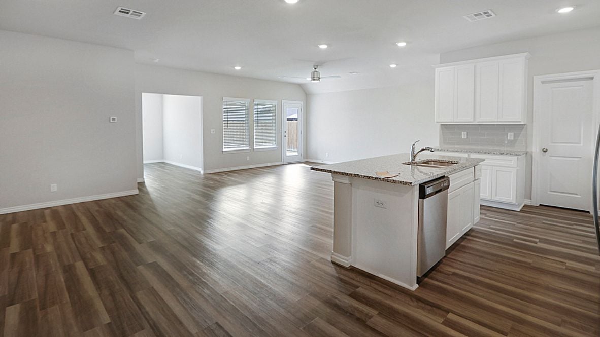 Holden Living/Kitchen